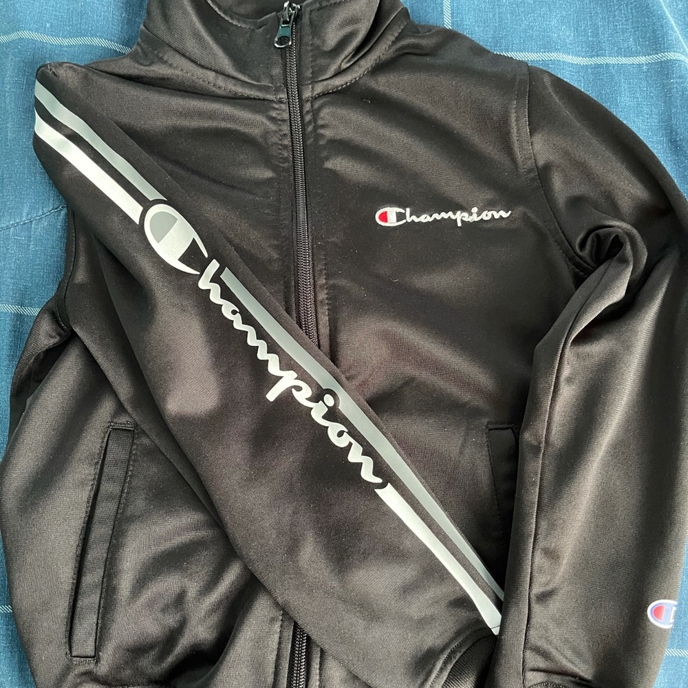 Champion set